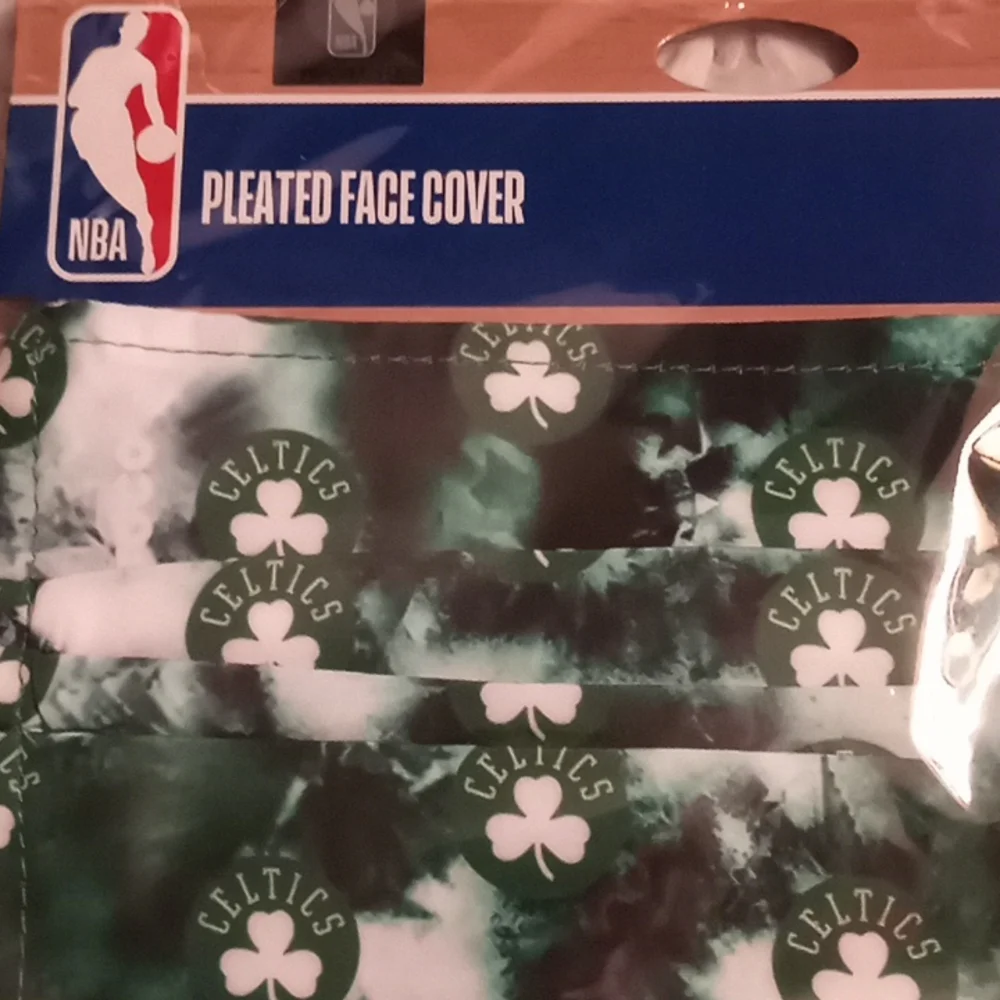 NBA PLEATED FACE COVER BOSTON CELTICS